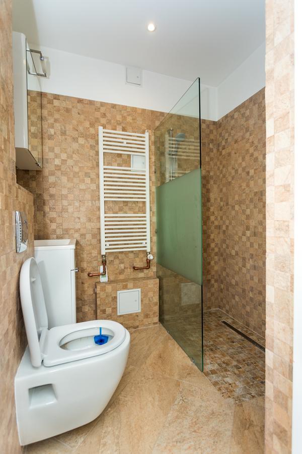Imperial City Center - 1 Bedroom Apartment Бухарест Экстерьер фото